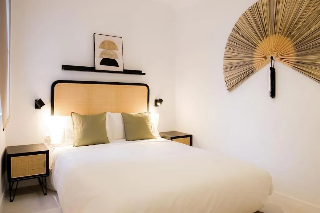 세비야 Atico Exclusivo Con Terraza En Santa Catalina 아파트