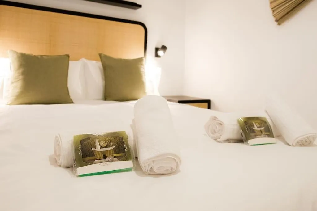 세비야 Atico Exclusivo Con Terraza En Santa Catalina 아파트 0*,